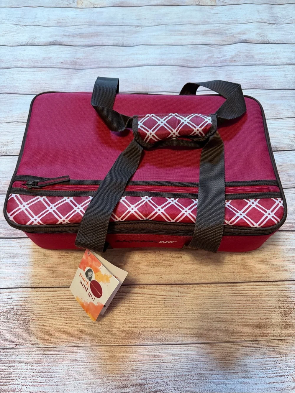 Rachael Ray Burgundy Pack and Go Lasagna Lugger Insulated Casserole Carrier NWT